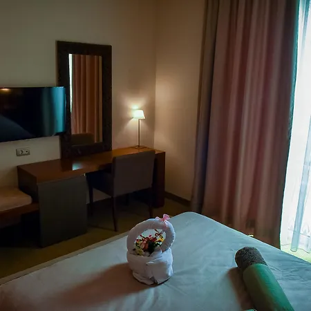 Hotel Iaki Conference & Mamaia