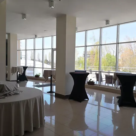 Hotel Iaki Conference & Mamaia