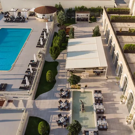 Iaki Conference & Hotel 4*