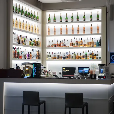 Iaki Conference & Hotel 4*