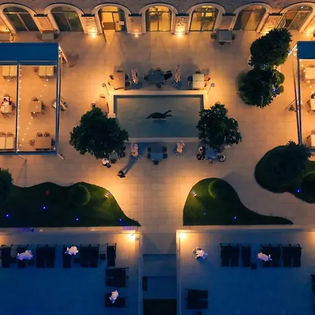 Iaki Conference & Hotel