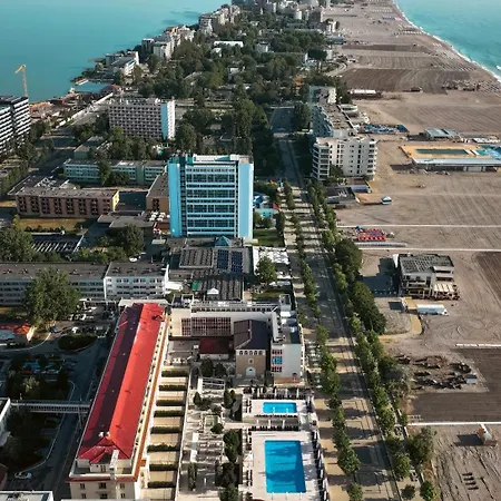 إياكي كونفيرانس&سبا 4* مامايا