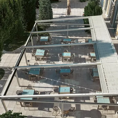 Hotel Iaki Conference & 4*