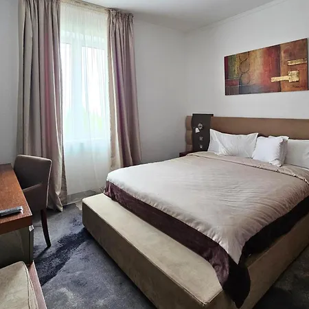 Iaki Conference & Hotel