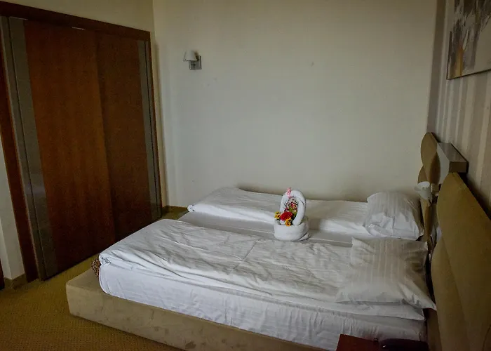 Hotel Iaki Conference & 4*