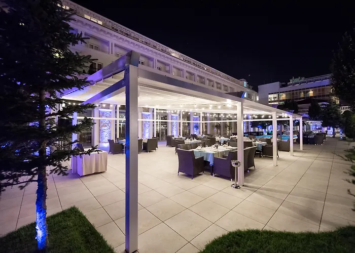 Iaki Conference & Mamaia