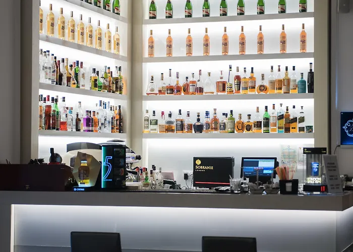 Iaki Conference & Hotel 4*