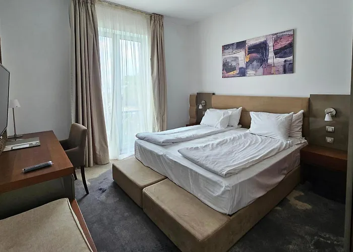 Iaki Conference & Mamaia