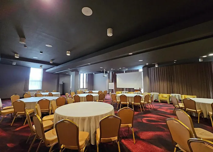 Hotel Iaki Conference & 4*