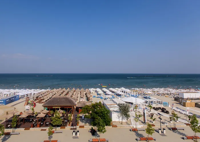 Iaki Conference & Hotel 4*