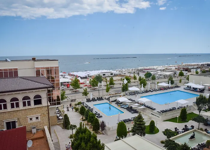 Iaki Conference & Hotel 4*